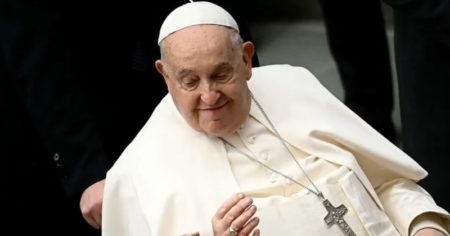 La salud del Papa Francisco: qué es la trombocitopenia que agravó su estado crítico imagen-8