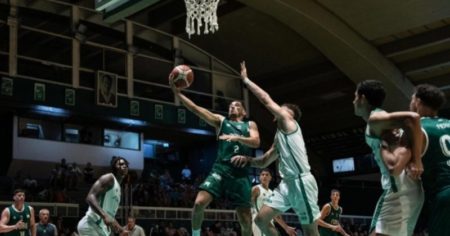 Ferro festejó en el clásico con Atenas: ¿cómo quedó el historial? imagen-13