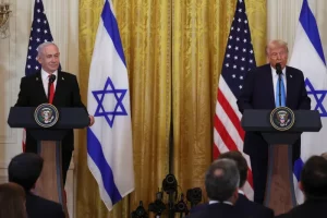 Trump afirmó que Estados Unidos tomará el control de la Franja de Gaza imagen-1