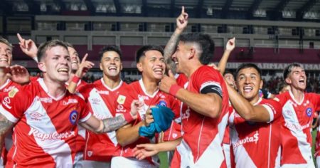 Unión vs Argentinos Juniors, por el Torneo Apertura de la Liga Profesional de Fútbol: minuto a minuto, en directo imagen-7