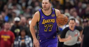 NBA: LeBron y Doncic salieron de picnic con los Lakers imagen-3