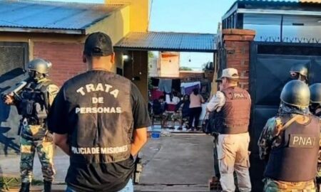 Resguardan a una mujer en investigación por presunta trata en Posadas imagen-99