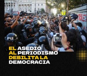 El 52% de ataques a periodistas fue del poder político imagen-74