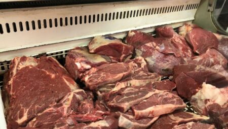 Buena demanda de asado en la previa del Día del Trabajador imagen-14