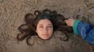 Llega a cines "uno de los mejores debuts del año": la sucesora de 'Las vírgenes suicidas' sobre el despertar sexual imagen-117