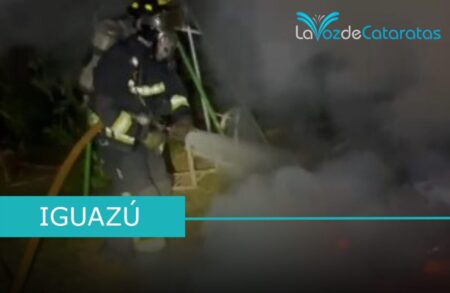 Incendio vehicular en Barrio Riveras del Paraná: investigan las causas imagen-100
