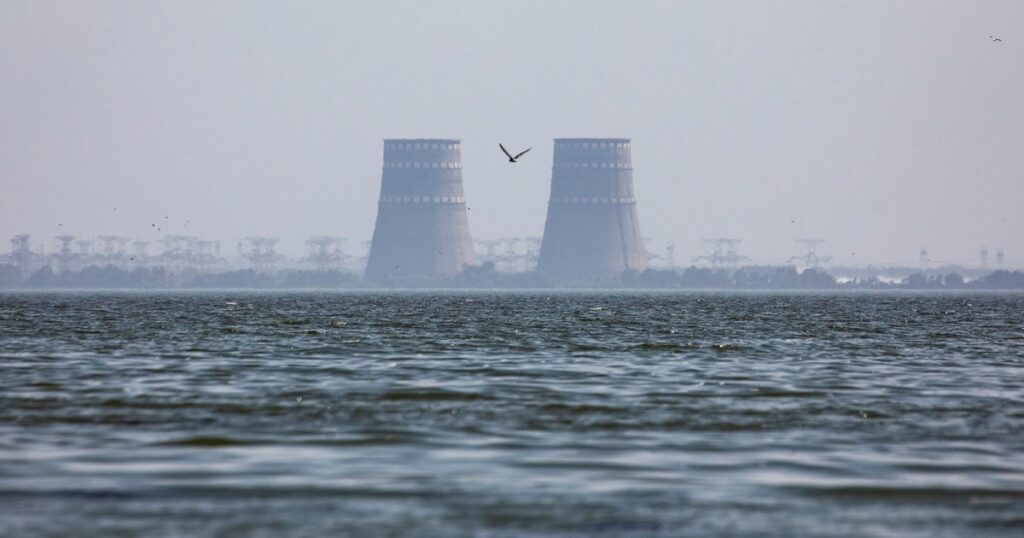 Imágenes satelitales sugieren un plan ruso para reiniciar la planta nuclear ucraniana confiscada imagen-4