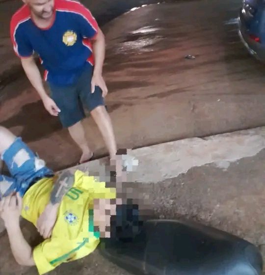 Siniestro Vial en Iguazú: un motociclista resultó herido tras colisión con una camioneta imagen-73