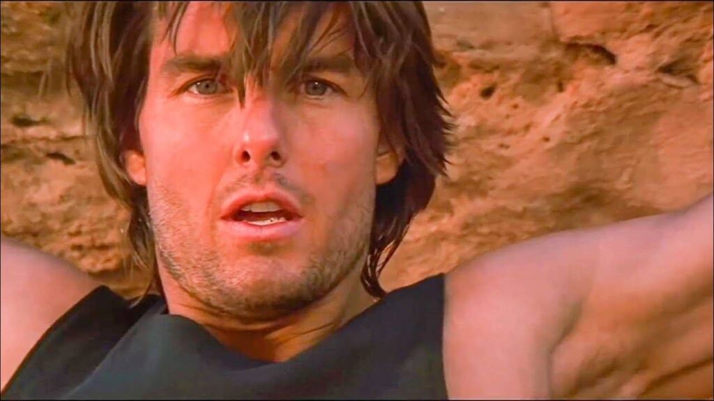 "Mi pie estaba roto y no se lo dije a nadie": Tom Cruise escaló realmente la montaña en la escena inicial de 'Misión Imposible 2' imagen-5
