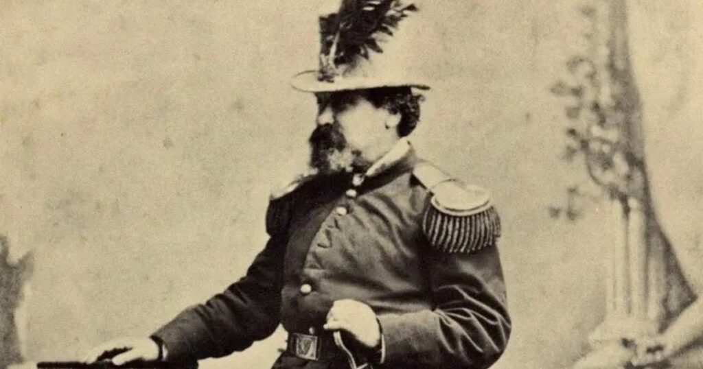 Era empresario, quebró y se proclamó emperador de Estados Unidos imagen-90
