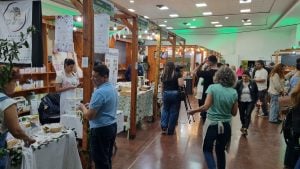 Con una gran afluencia de público y un nivel de comercialización que superó todas las expectativas, finalizó en Posadas la Expo Té Argentina imagen-2