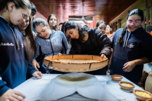 Estudiantes del Instituto Santa Catalina visitaron el Museo Histórico y Arqueológico Andrés Guacurarí imagen-1