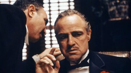 "Pensó que era un criminal": Marlon Brando no se fiaba de esta estrella de Hollywood cuando se mudó a su lado imagen-6