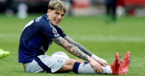¿Cuánto pretende llevarse el Manchester United por una transferencia de Alejandro Garnacho al Chelsea? imagen-1