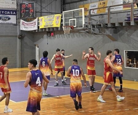 Puntero e invicto: Tokio festejó en Eldorado y ratificó su buen momento imagen-51