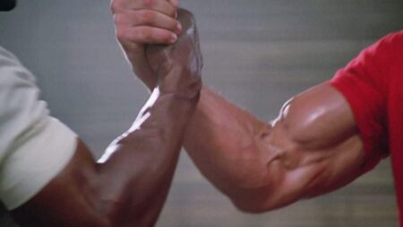 "Necesito más músculo": Tras enfrentarse a Sylvester Stallone, este actor quiso rivalizar con Arnold Schwarzenegger en los 80 imagen-118