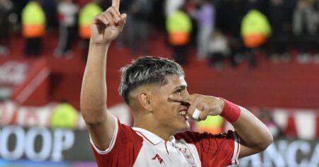 La Perla Ramírez, figura en el triunfo de Huracán: "La lesión me hizo más fuerte" imagen-6