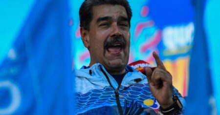 El blooper de Maduro en el cierre de campaña en Venezuela: "El chavismo es minoría y va a ganar" imagen-13
