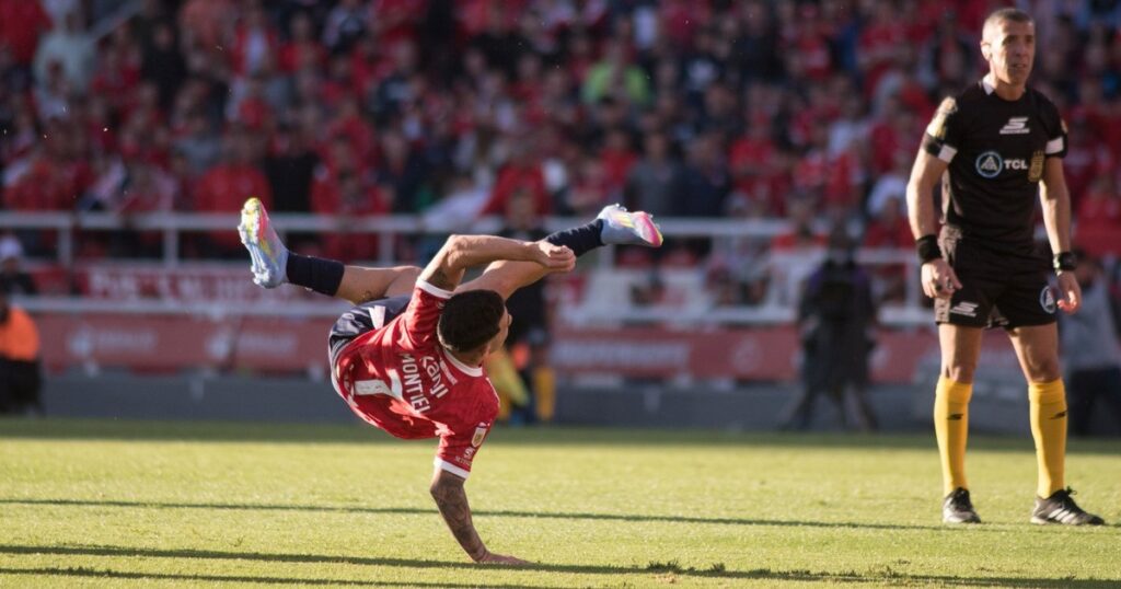 De Santiago Montiel a... ¿cuándo fue la última vez que Independiente había ganado con un gol de chilena? imagen-36