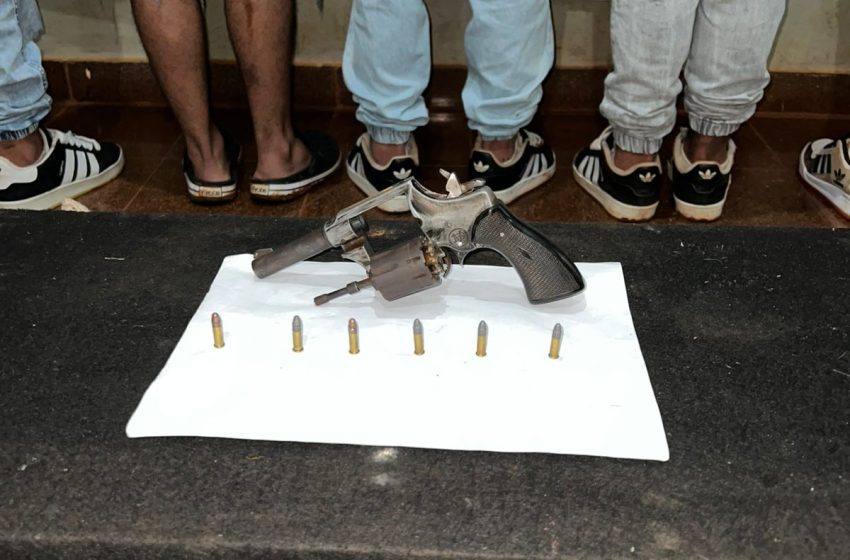 Andaban armados e intentaron huir de la Policía: Cinco detenidos en Puerto Iguazú imagen-71
