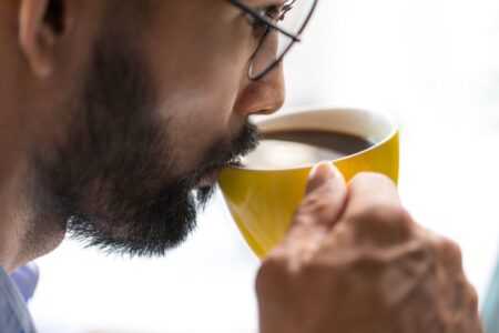Es asiático, tomó café durante 10 años, lo dejó una semana y los resultados fueron sorprendentes imagen-8