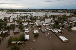 ¿Llueve más en el país? Qué dicen los expertos sobre las feroces tormentas que afectaron Bahía Blanca y el norte bonaerense imagen-2