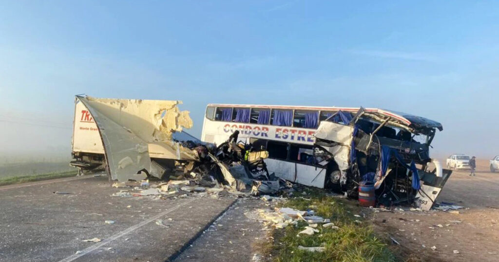 Desconcierto y dolor entre los sobrevivientes del trágico choque en la ruta 3 imagen-89