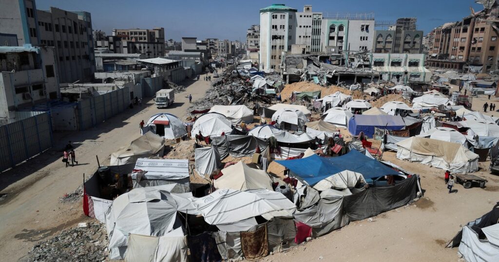 Gran Bretaña suspende sus negociaciones comerciales con Israel y denuncia el "indefendible" y "abominable" bloqueo de alimentos en Gaza imagen-91