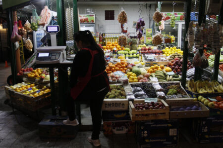 Las frutas y verduras importadas, más caras imagen-6