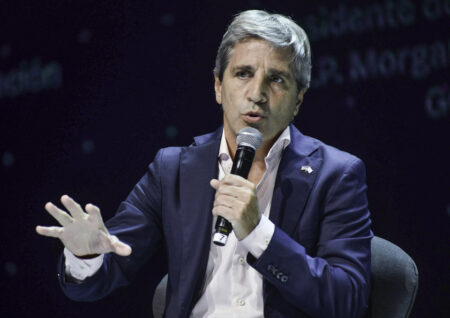 El Gobierno apunta a que los dólares del colchón se vuelquen a la economía imagen-9