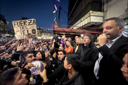 Todos los dardos del Gobierno apuntan a la elección porteña imagen-6