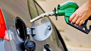 Los argentinos pagan la nafta más cara que en Estados Unidos imagen-4