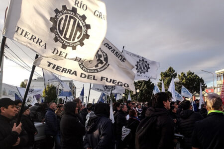 UOM Río Grande anunció un paro total en contra de la eliminación de aranceles a los productos electrónicos imagen-7
