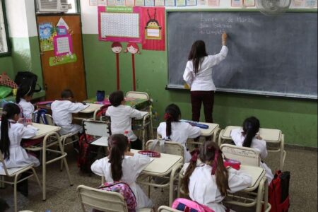 El Gobierno se borra de la paritaria nacional docente, pero mantiene su poder de veto imagen-6