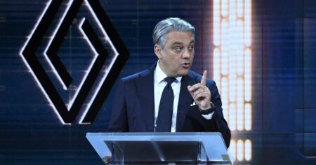 Para el CEO del Grupo Renault, "sin una clase media fuerte, no hay industria del automóvil" imagen-17