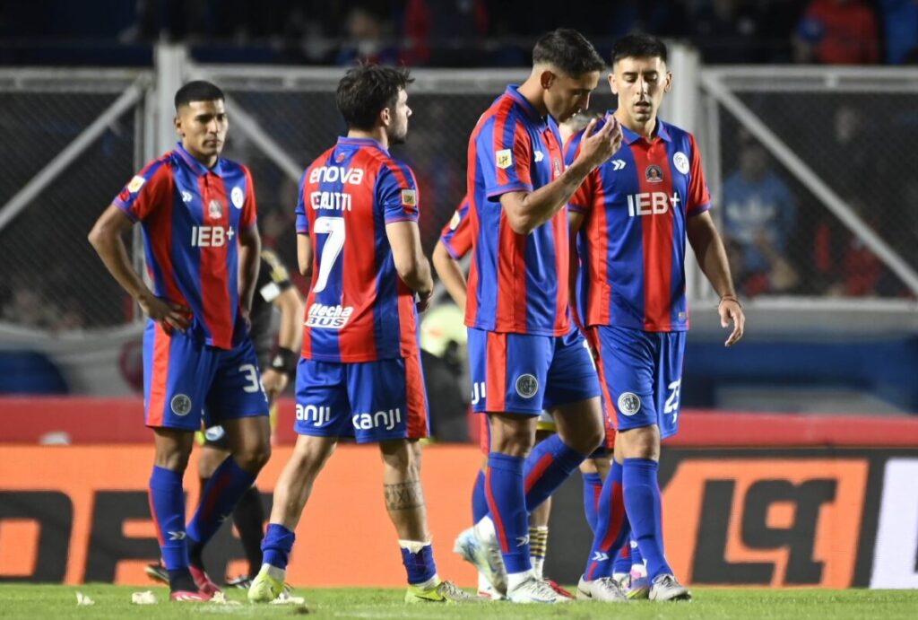 Los jugadores de San Lorenzo, de paro: no fueron a entrenar y mandaron una explosiva carta para quejarse por los sueldos imagen-89