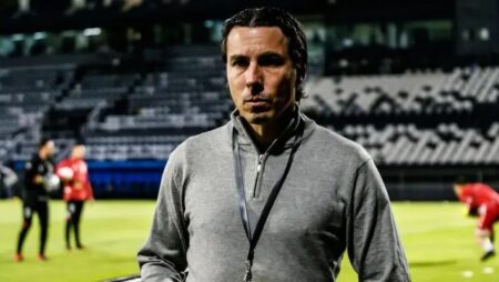 El cerebro de Huracán: cómo el club pasó de salvarse del descenso a ser protagonista en el fútbol argentino imagen-7