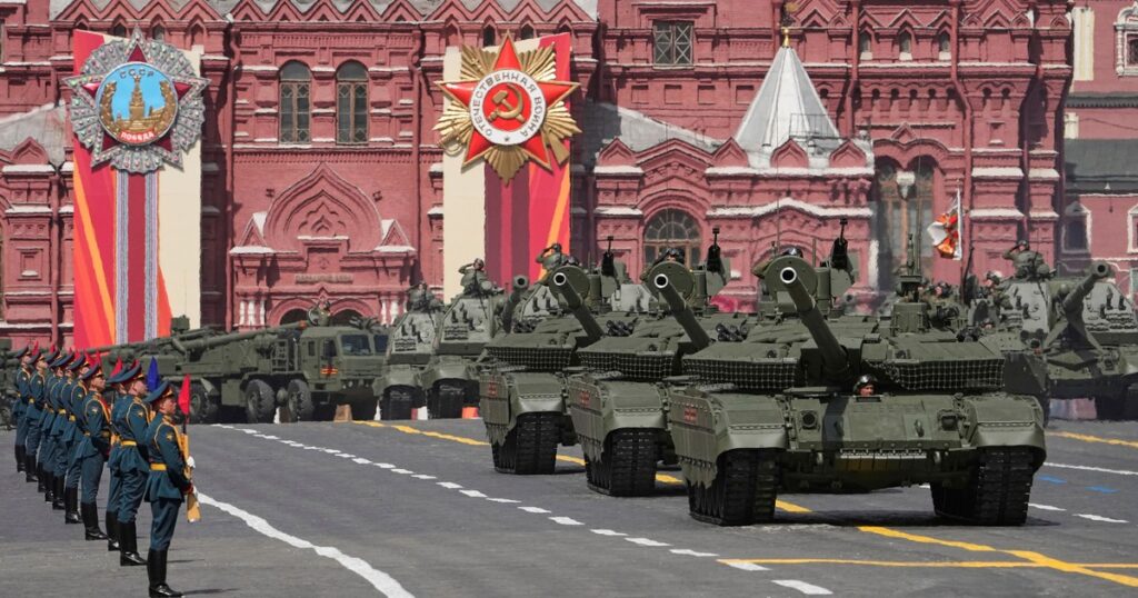 "Día de la Victoria" en Rusia: Putin exhibe la guerra en Ucrania junto a sus líderes amigos Xi, Lula y Maduro imagen-5