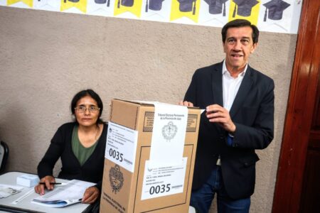 Los primeros resultados en Jujuy le dan una amplia ventaja al oficialismo radical sobre los libertarios imagen-10