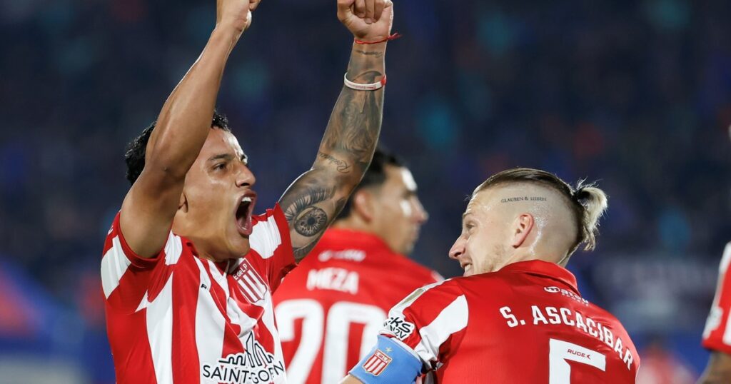 Estudiantes: cómo quedo en su grupo, qué partidos le quedan y cómo puede meterse en octavos imagen-42