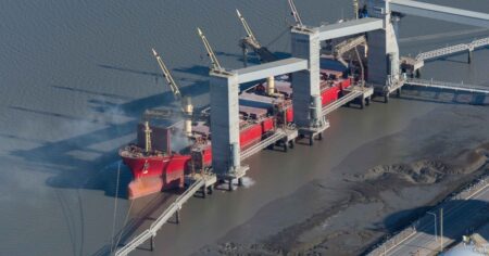 Con un fuerte salto de las importaciones en abril, el superávit comercial se redujo a US$ 204 millones imagen-16