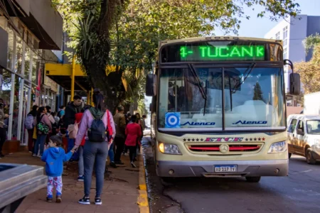 Confirmado el paro nacional de colectivos este martes por falta de acuerdo entre la UTA y empresarios imagen-121