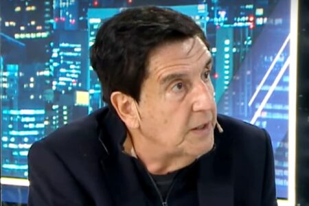 Carlos Melconian recordó lo que Javier Milei decía sobre la competencia de monedas y apuntó contra Luis Caputo imagen-6