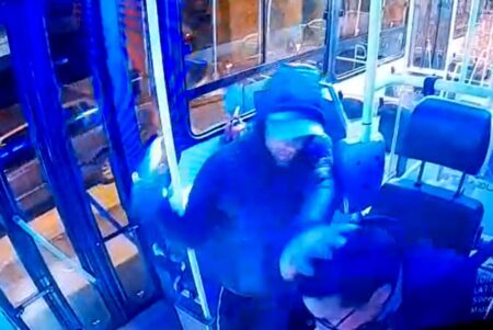 Brutal ataque a un chofer de la línea 126, que está de paro tras la agresión imagen-14
