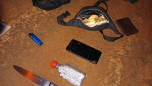 Detienen a tres dealers con 61 dosis de cocaína y $130 mil en Puerto Iguazú imagen-2