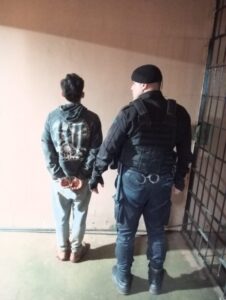 Detienen a un ladrón tras robar herramientas de una iglesia en Eldorado imagen-3
