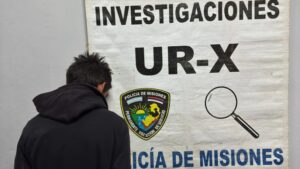 Detienen nuevamente a delincuente acusado de asaltar a una mujer a punta de cuchillo imagen-2