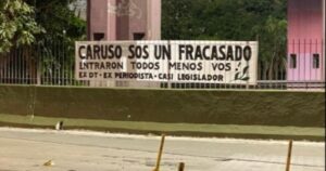 Pasacalles y burla de Toviggino contra Caruso luego de las legislativas imagen-3
