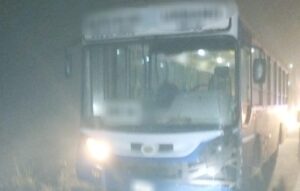 Dos personas murieron en un choque entre colectivo y motocicleta en Dos de Mayo imagen-1