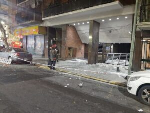 Recoleta: explotó la caldera de un edificio y tuvieron que evacuar a más de 70 vecinos imagen-3